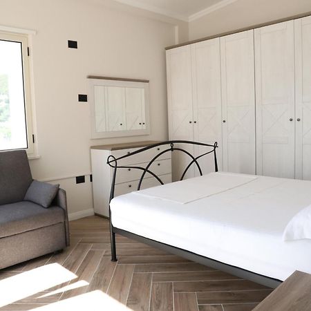 Tea Residence, Gjiri I Lalzit Apartments Durrës Buitenkant foto