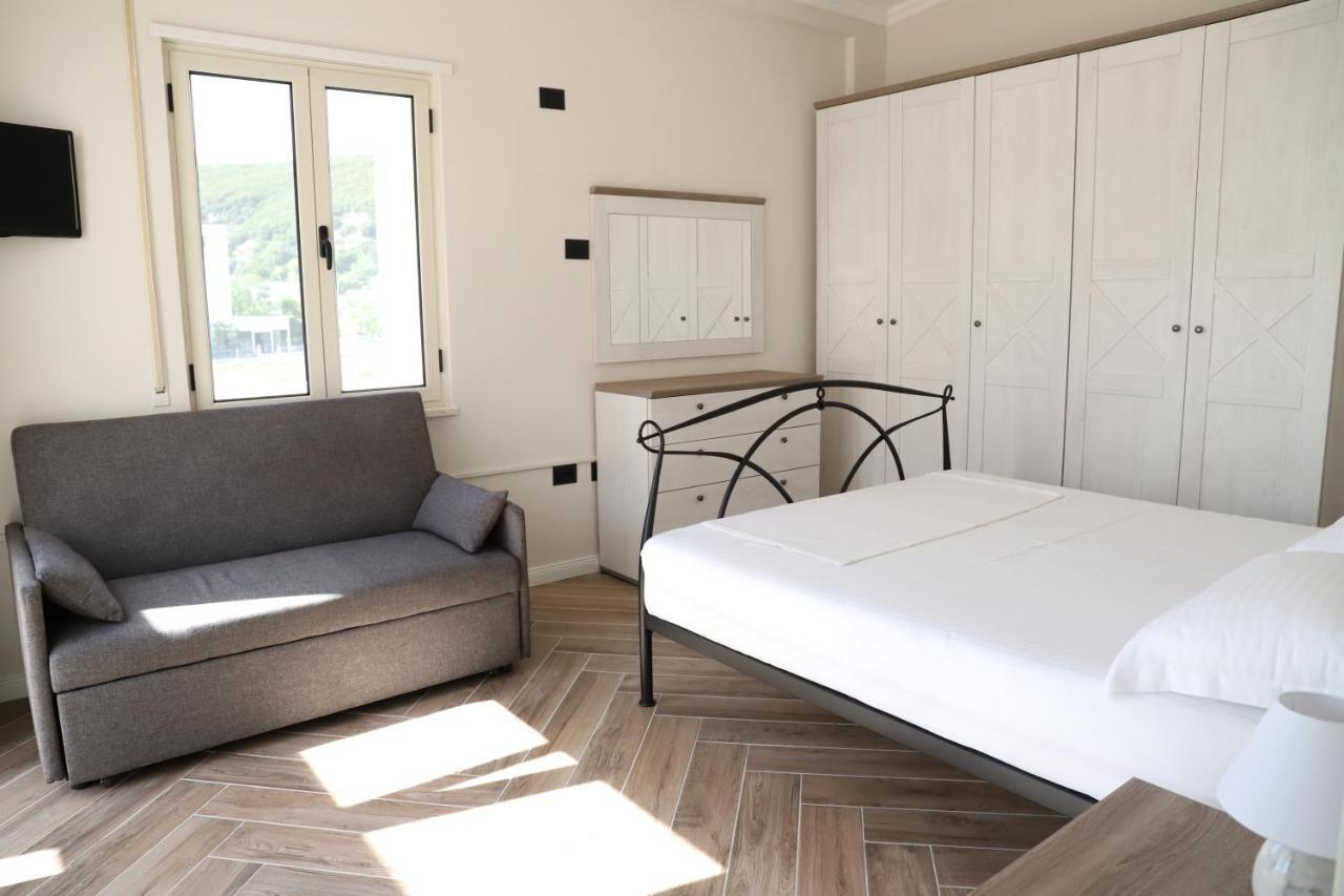Tea Residence, Gjiri I Lalzit Apartments Durrës Buitenkant foto
