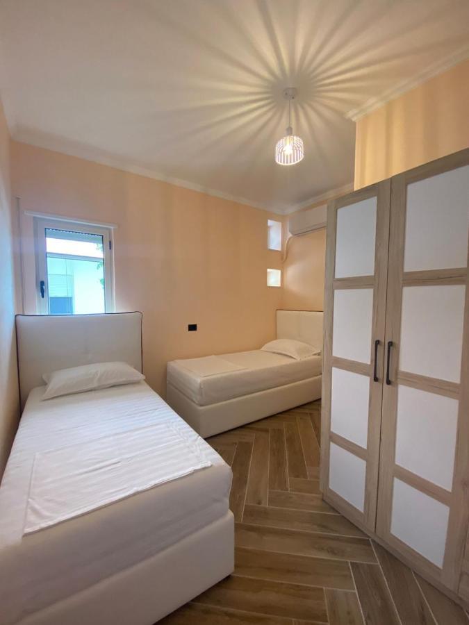 Tea Residence, Gjiri I Lalzit Apartments Durrës Buitenkant foto