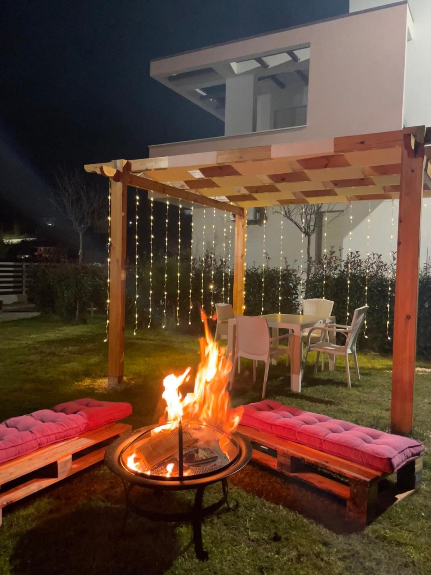 Tea Residence, Gjiri I Lalzit Apartments Durrës Buitenkant foto