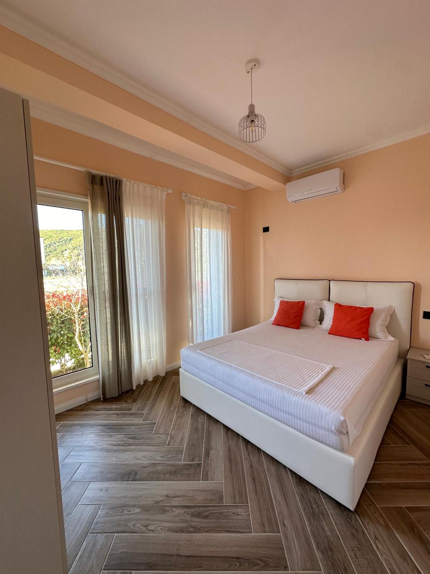 Tea Residence, Gjiri I Lalzit Apartments Durrës Buitenkant foto
