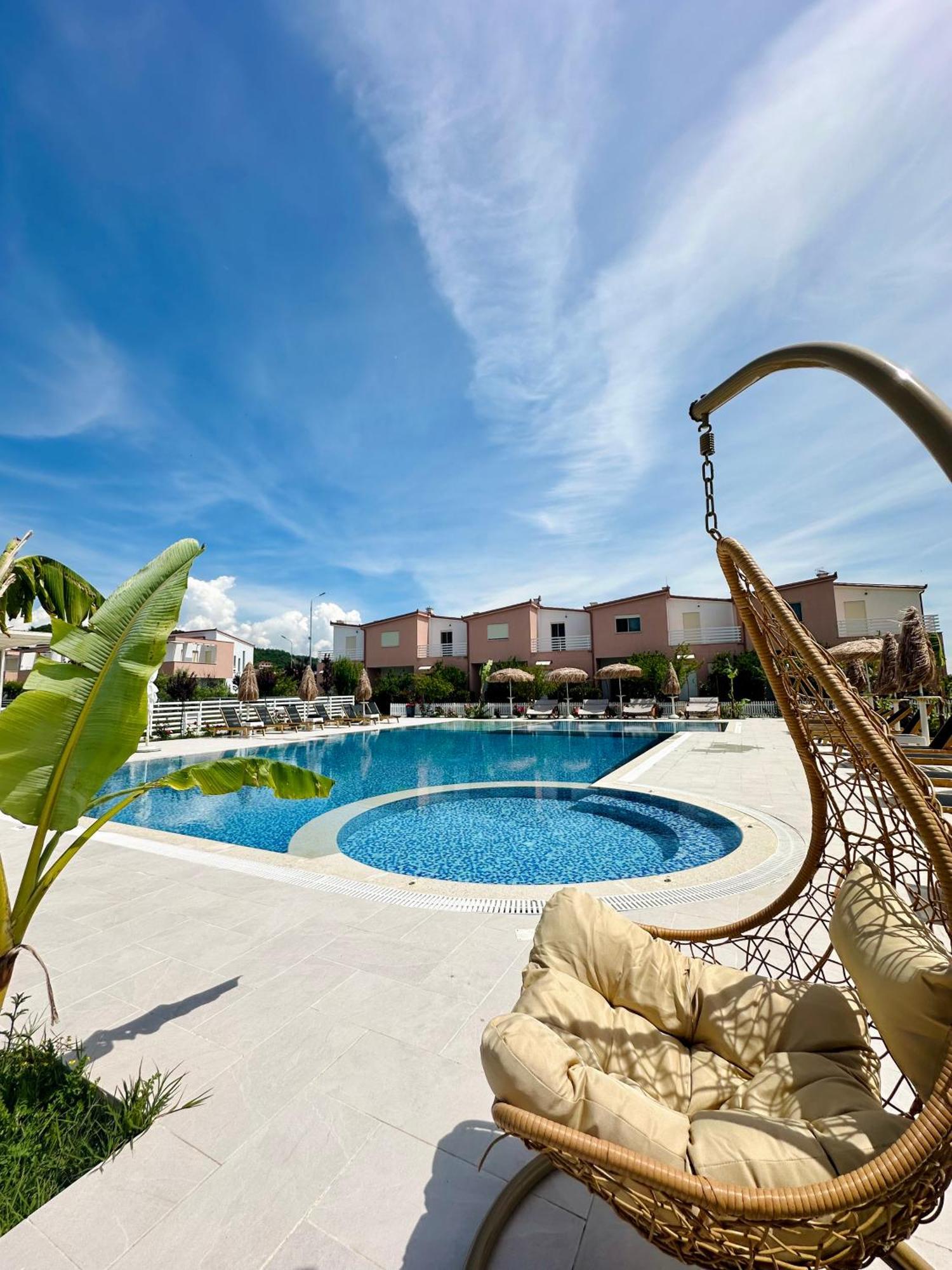 Tea Residence, Gjiri I Lalzit Apartments Durrës Buitenkant foto
